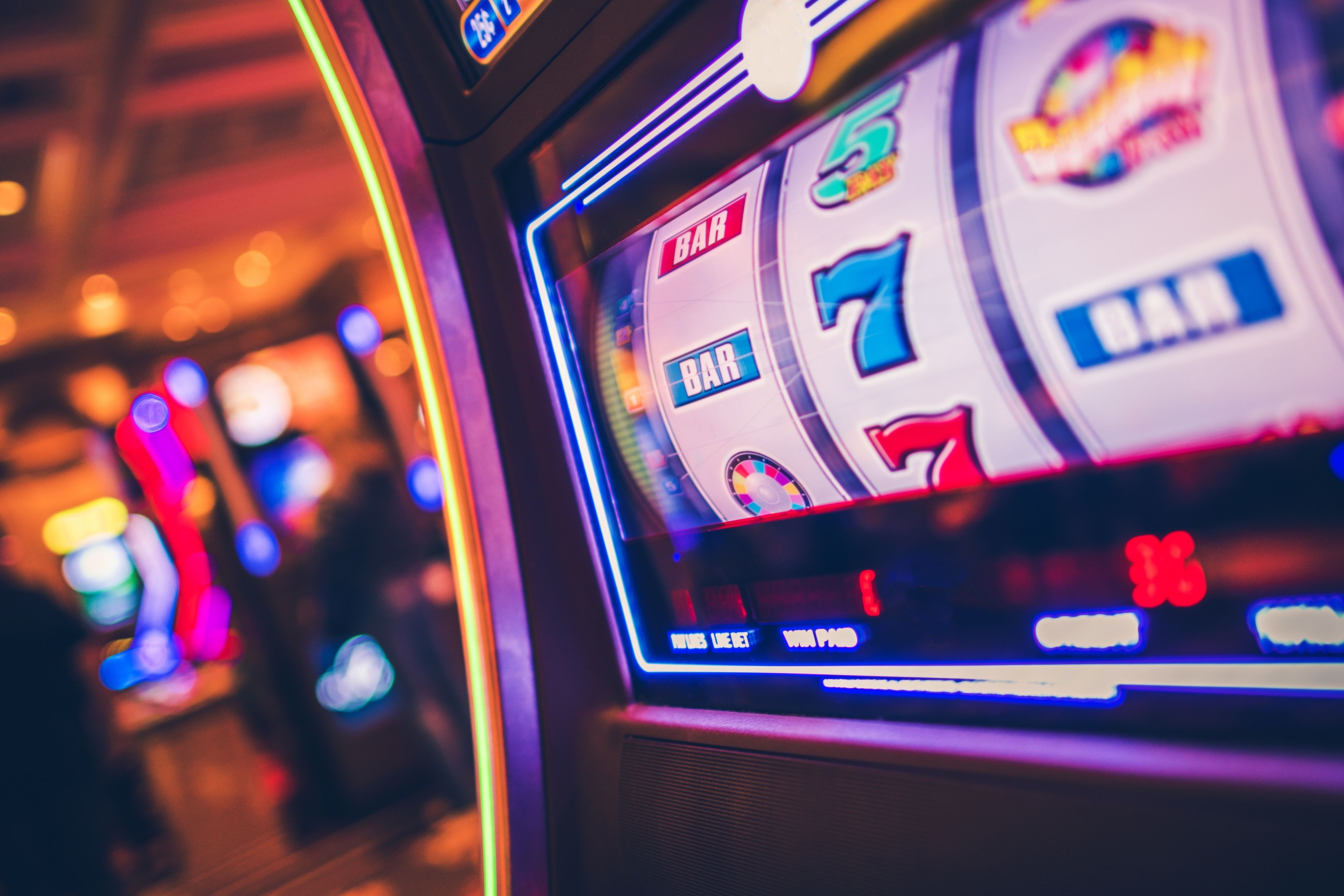 Mobile app showing live dealer table on Android smartphone